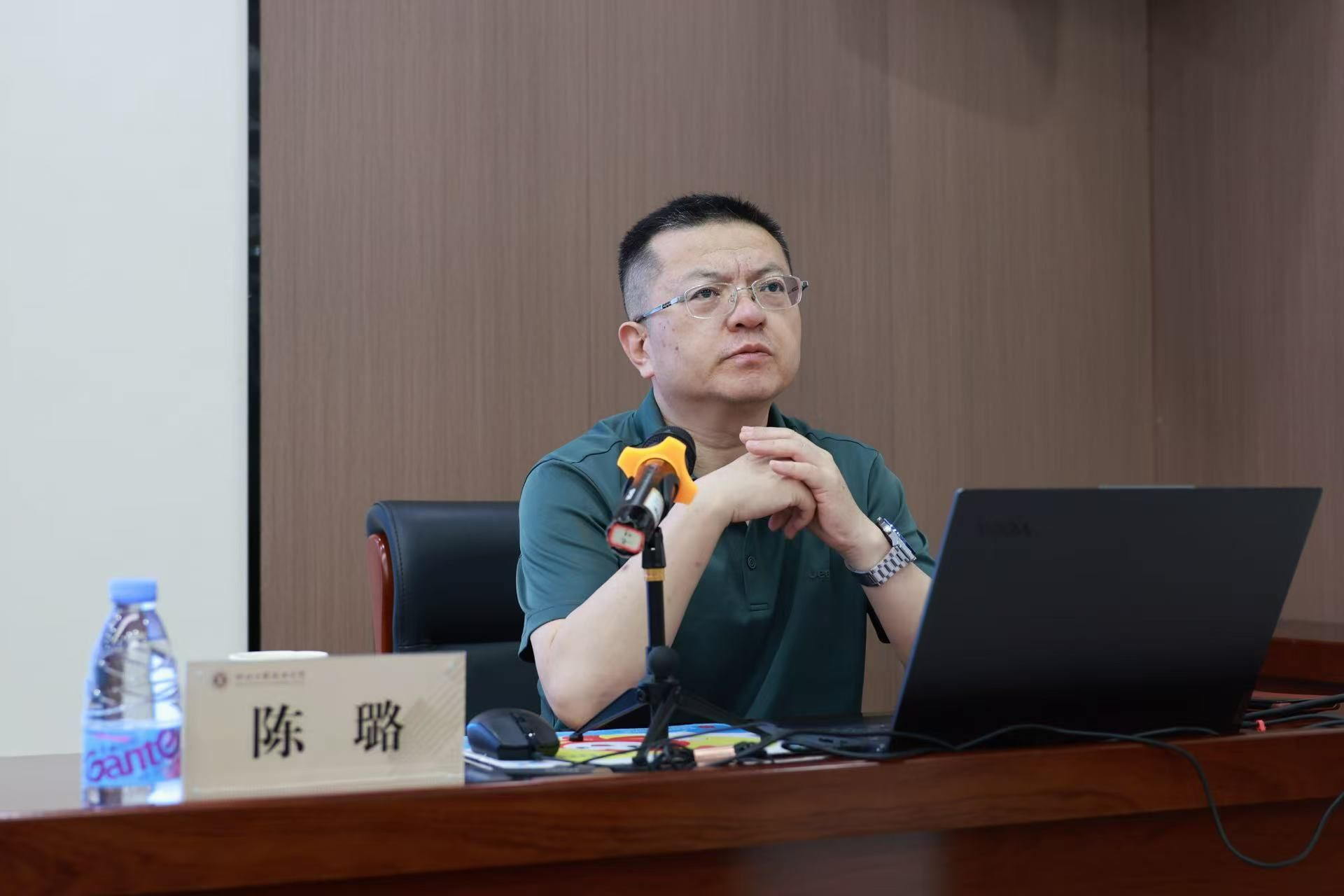 省社科院经济研究所所长陈璐到我校作专题报告